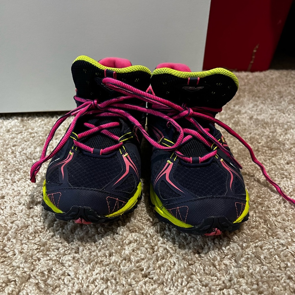 New Balance Running Shoed size 11